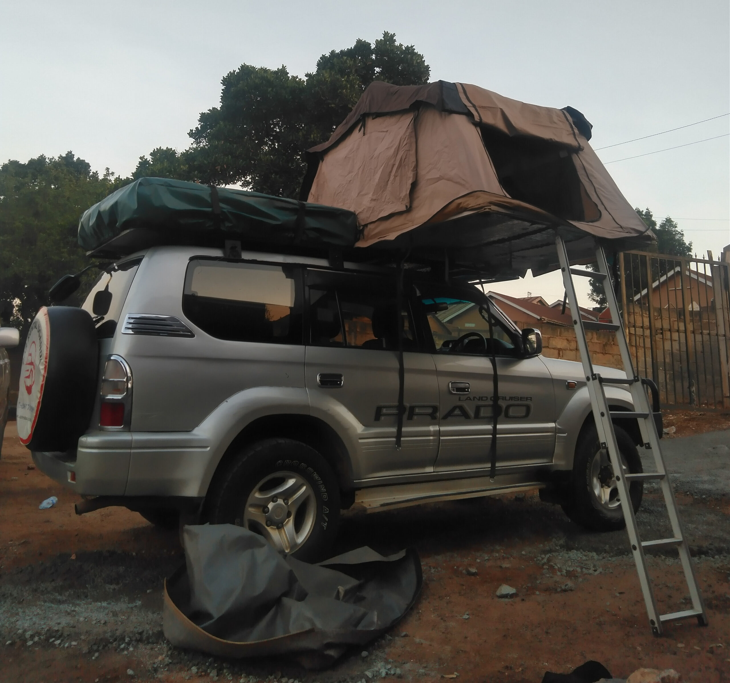 Rent a Land Cruiser in Uganda now 