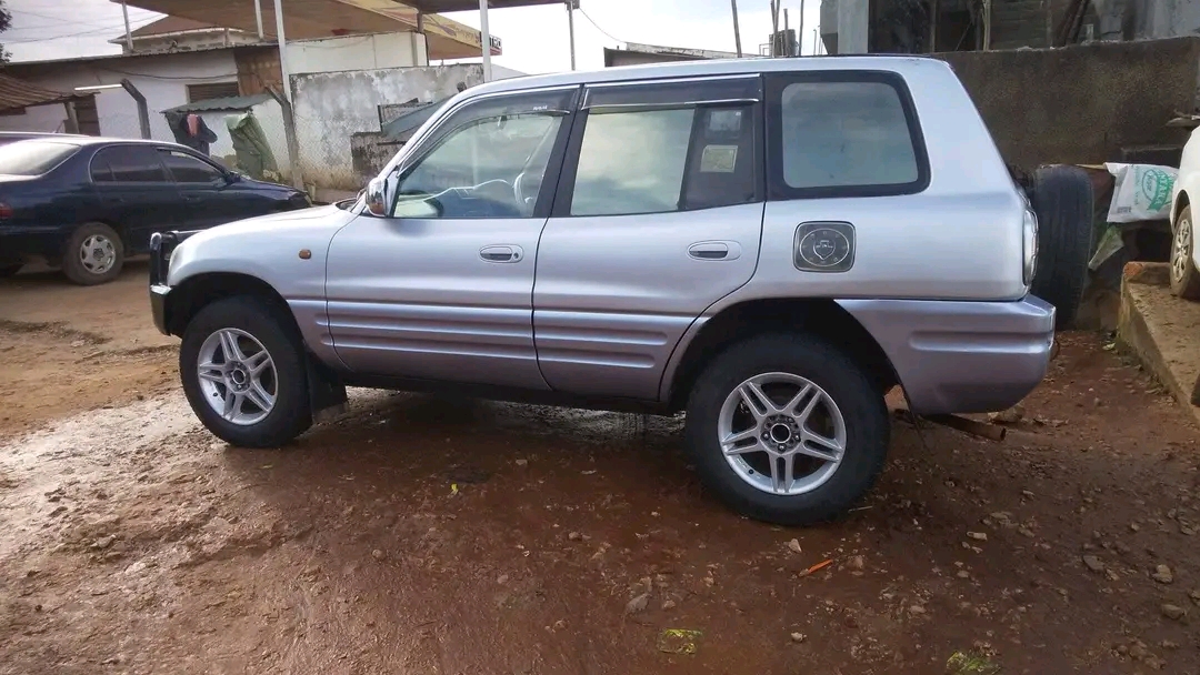 rav4-uganda1