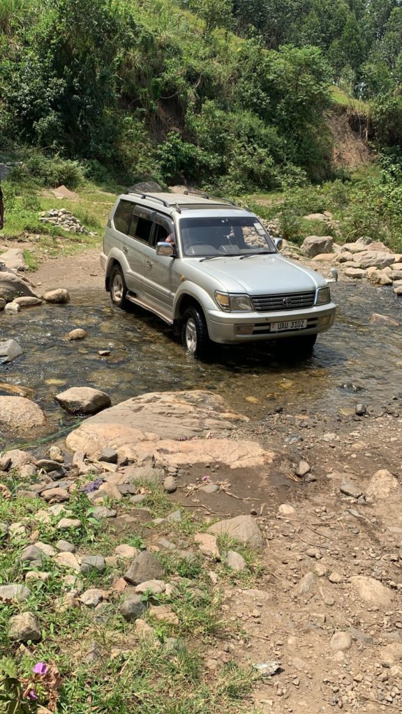 Land Cruiser in Uganda 