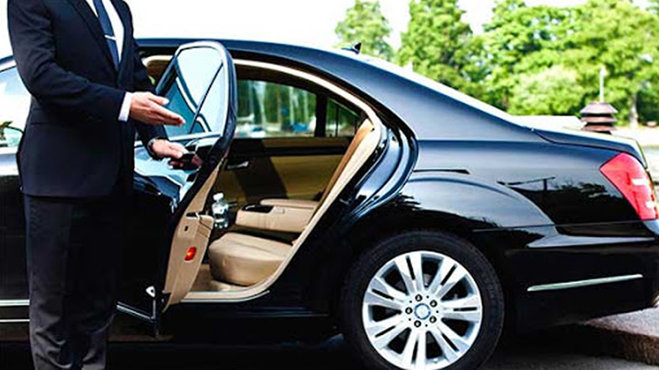 Airport Transfer in Uganda - Trip Car Rental 